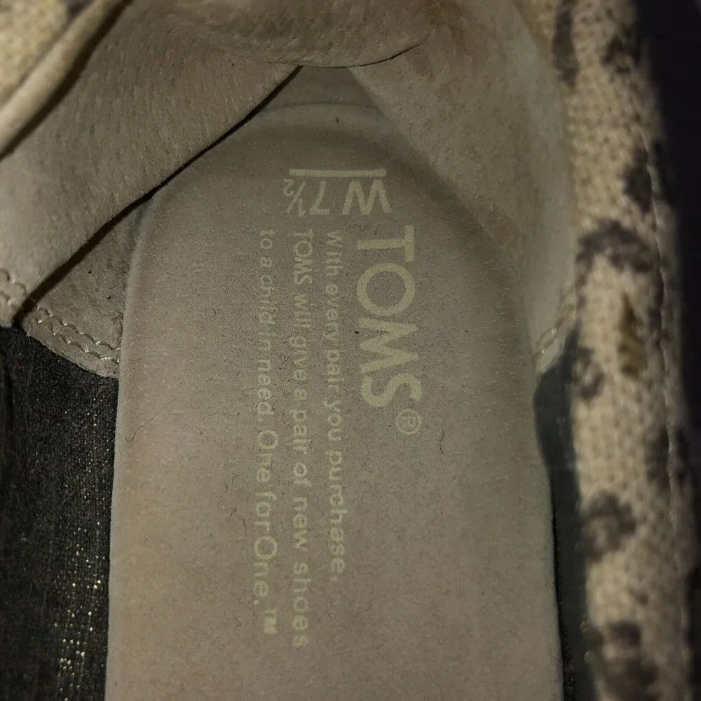 Toms Womens Size 7.5 Beige Leopard Print Peep Toe Slip On High Wedge Sandals